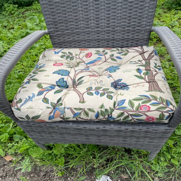 William Morris Armchair Booster Kelmscott Cushions